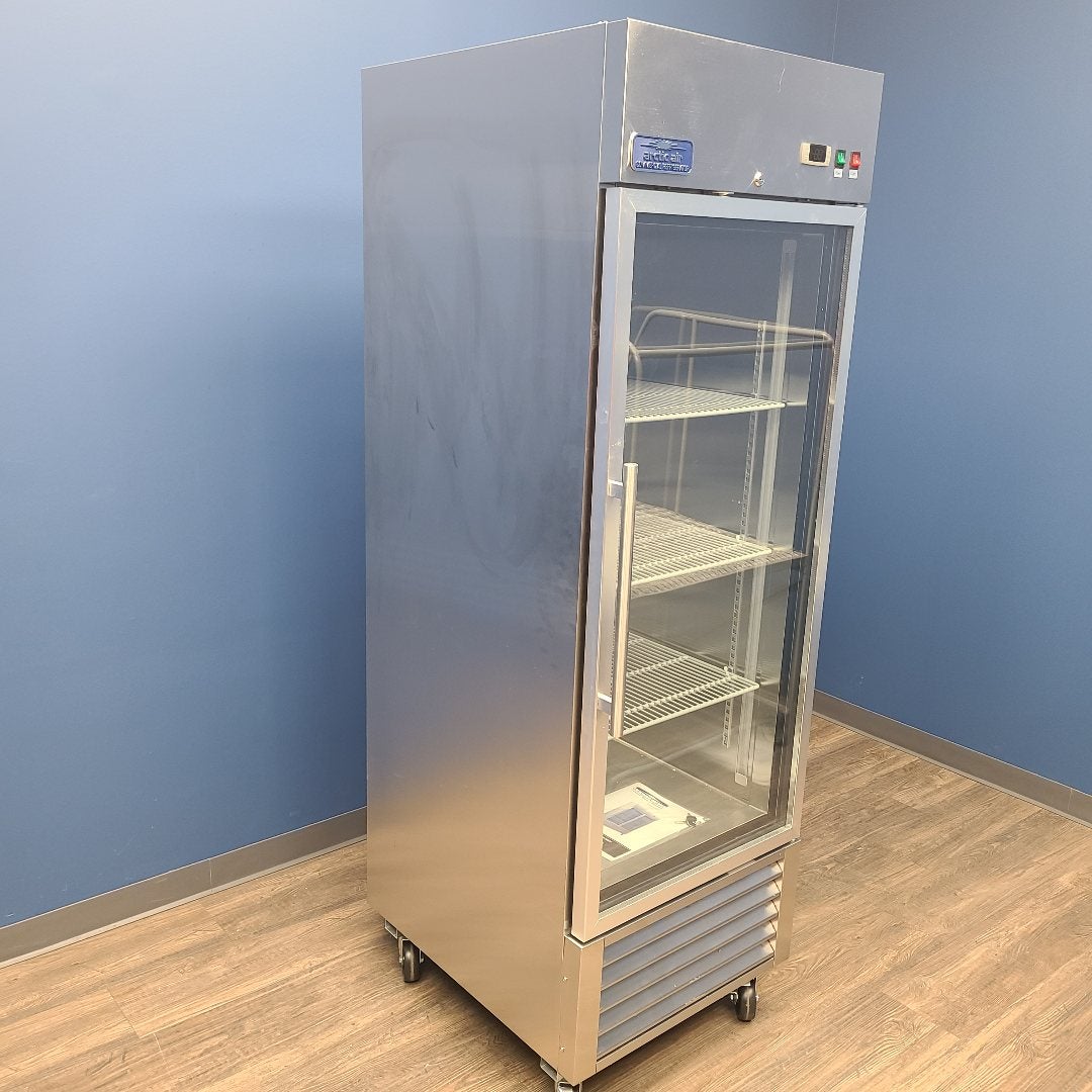 Arctic Air AGR23 27" 1 Door Glass Commercial Refrigerator (Scratch & Dent 8089)