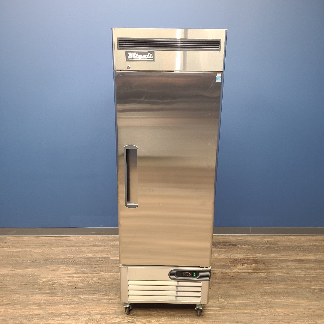 Migali C-1RB-HC 28" 1 Door Reach-In Refrigerator (Scratch & Dent 2)