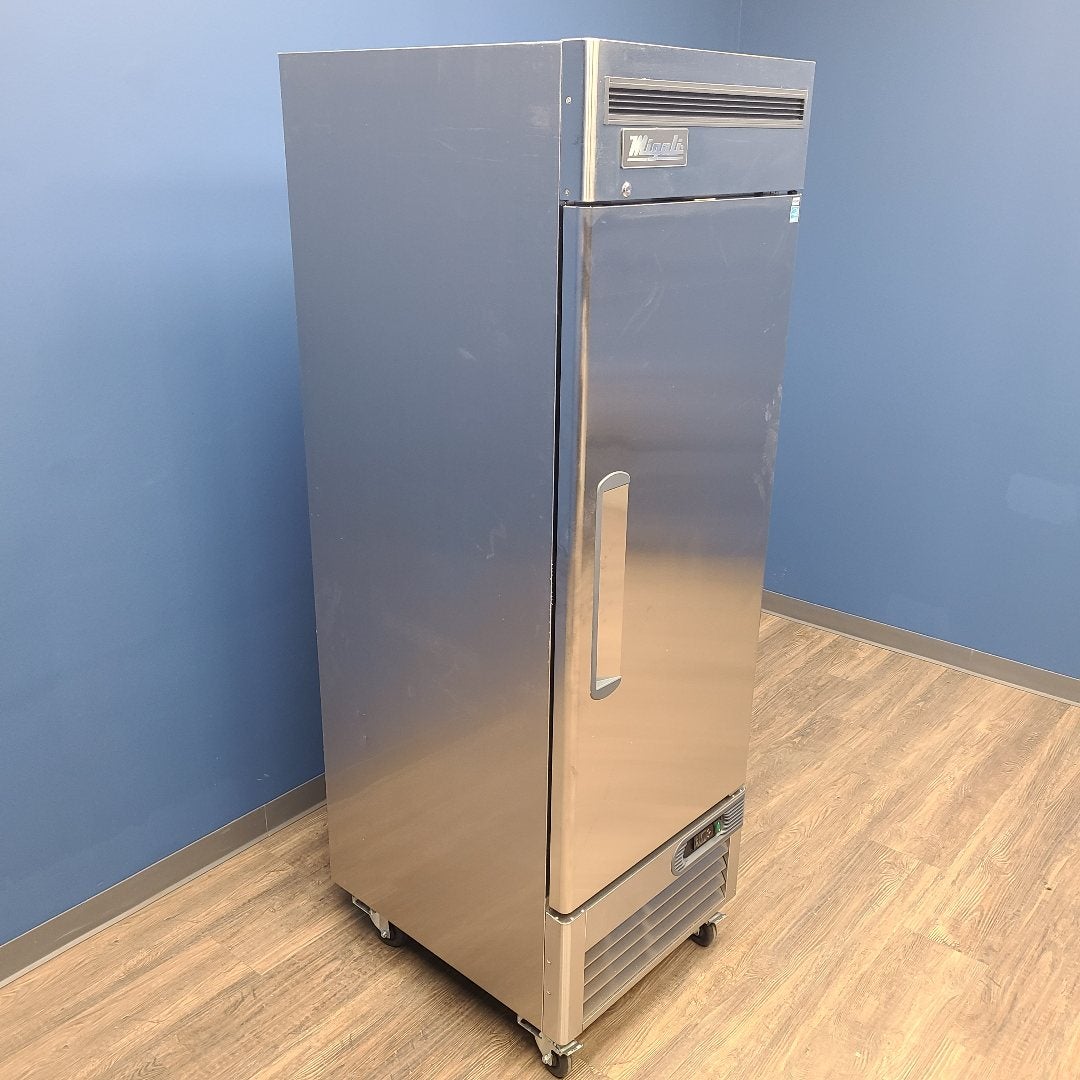 Migali C-1RB-HC 28" 1 Door Reach-In Refrigerator (Scratch & Dent 2)