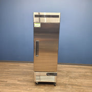 Migali C-1R-HC 28" 1 Door Reach-In Refrigerator (Scratch & Dent T012)