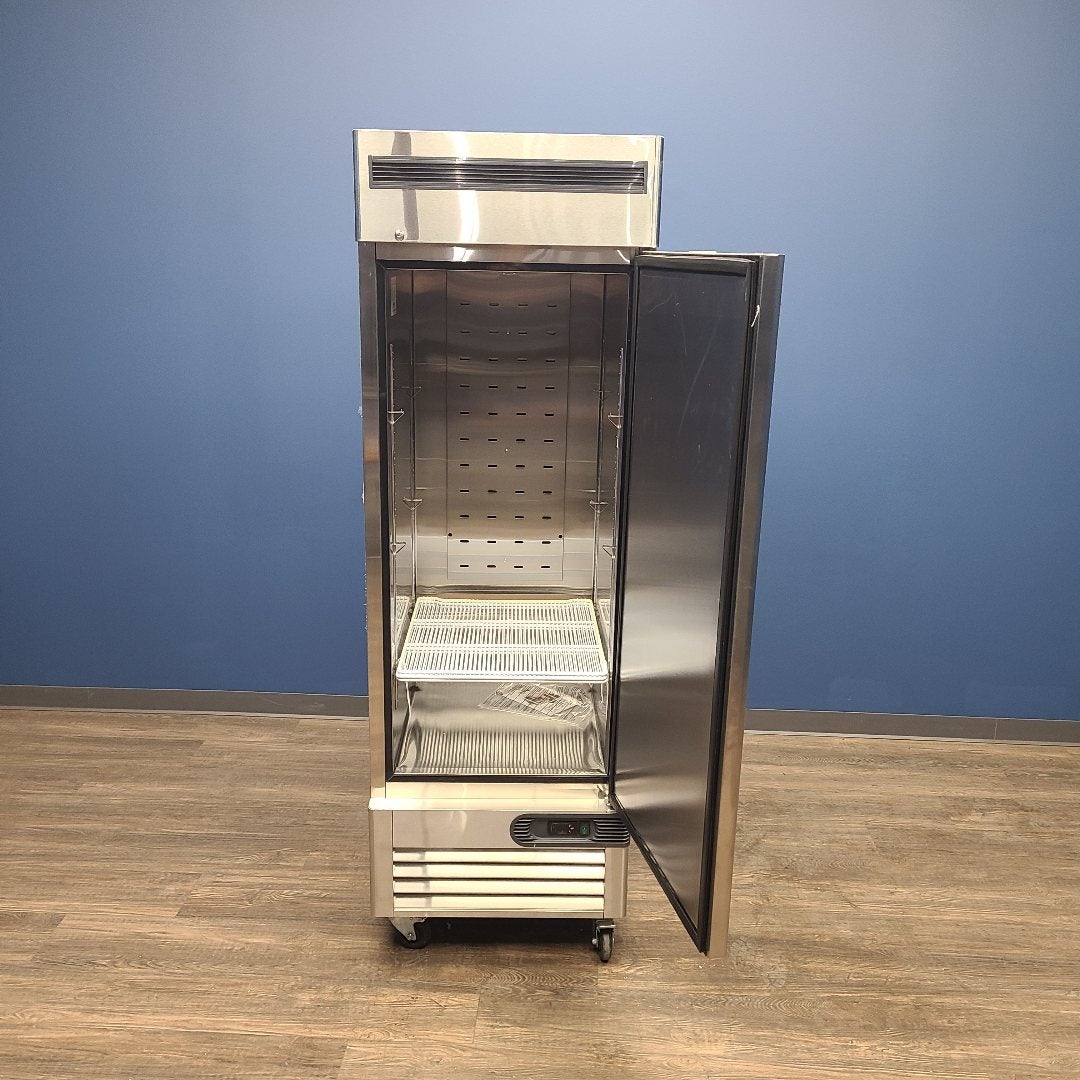 Migali C-1R-HC 28" 1 Door Reach-In Refrigerator (Scratch & Dent T012)
