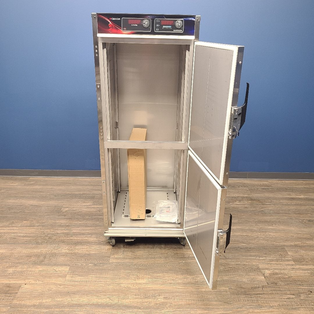Cres Cor H137WSUA12D15A Full Size Mobile Heated Cabinet (Scratch & Dent 7001)