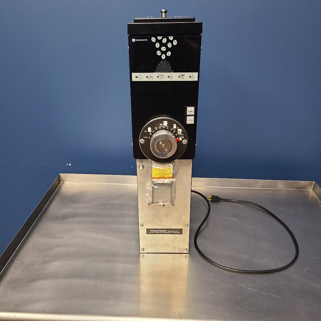 Grindmaster 890T 5 lb. Countertop Coffee Grinder (Scratch & Dent 9991)
