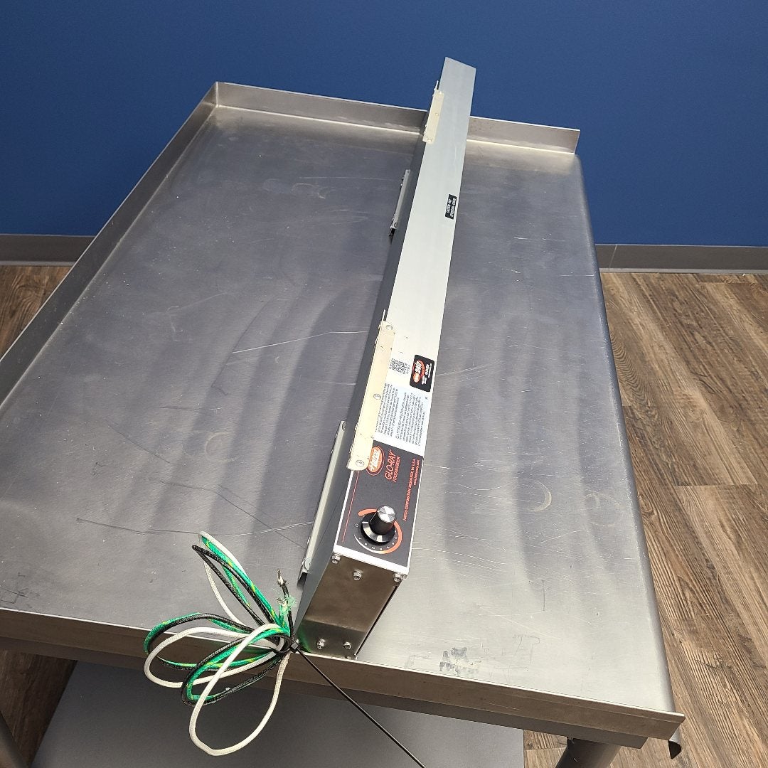 Hatco GRAH-48 Glo-Ray 48" Infrared Bar Heater (Scratch & Dent 2416)
