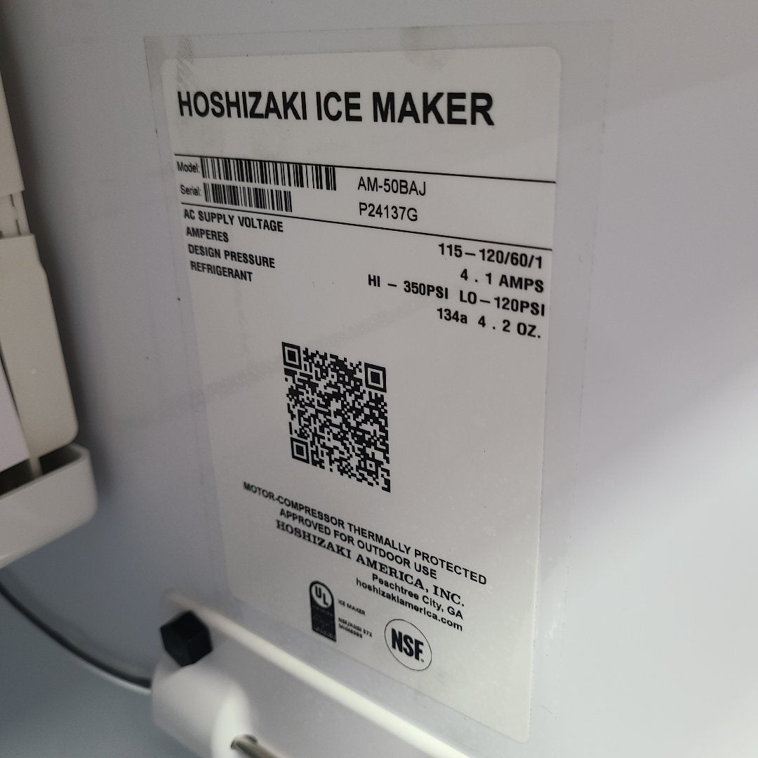 Hoshizaki AM-50BAJ Undercounter Top Hat Ice Maker (Scratch & Dent 137G)