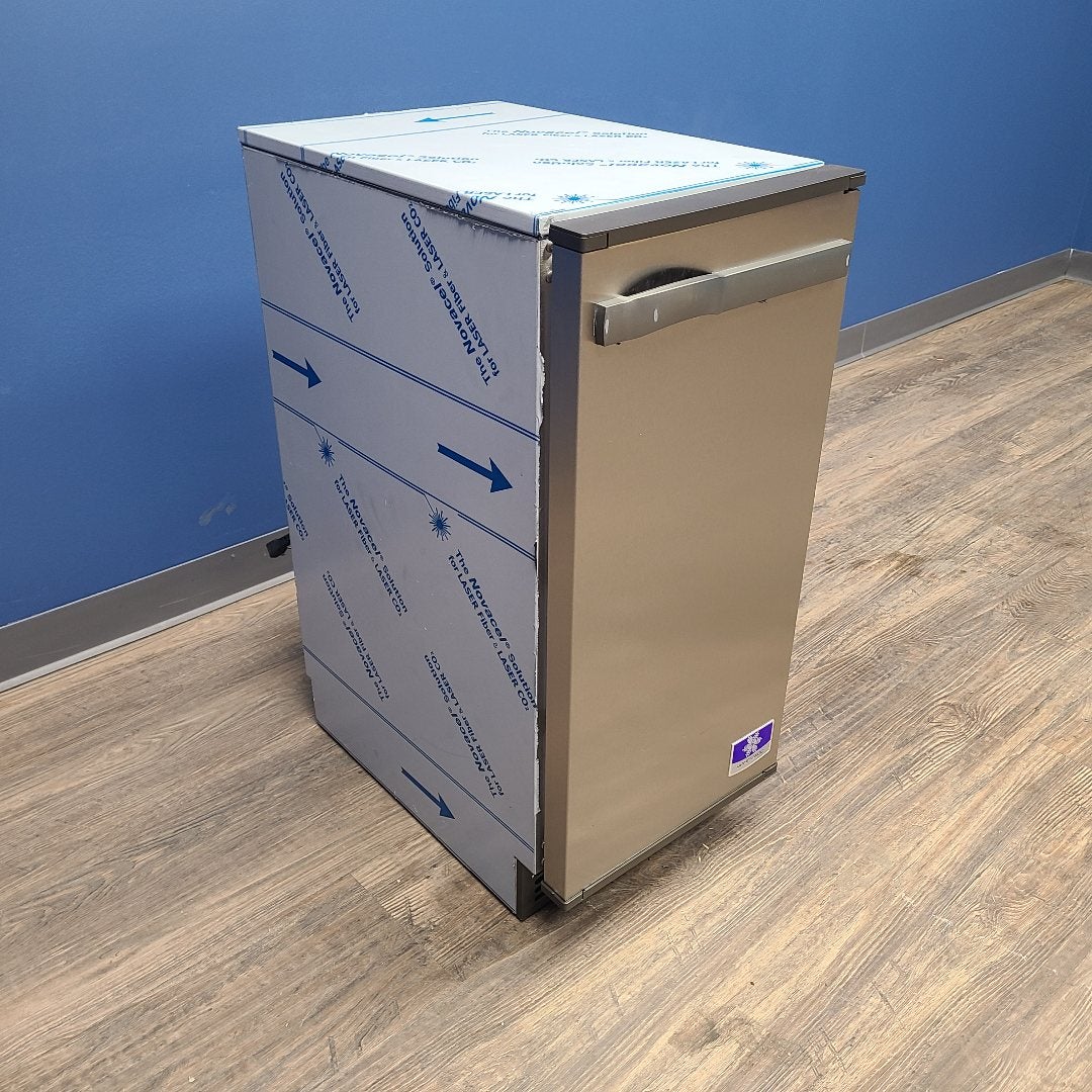 Manitowoc UCP0050A-161 15" Undercounter Ice Maker w/ Bin (Scratch & Dent 4831)