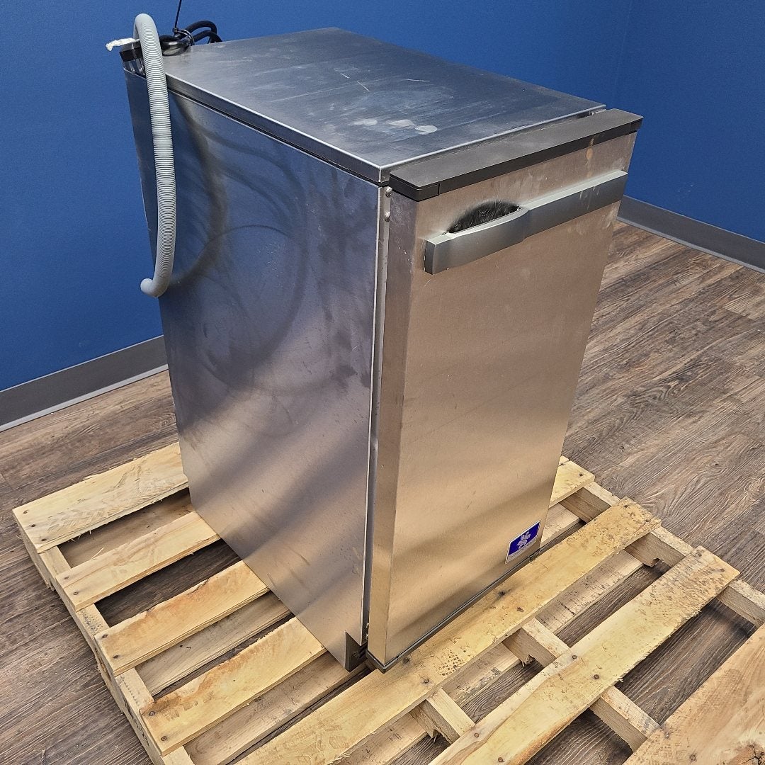 Manitowoc UCP0050A-161 15" Undercounter Ice Maker w/ Bin (Scratch & Dent 0751)