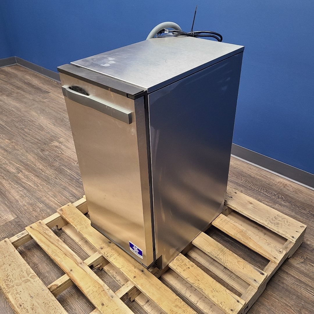 Manitowoc UCP0050A-161 15" Undercounter Ice Maker w/ Bin (Scratch & Dent 0751)