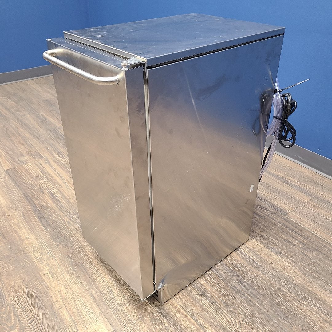 Scotsman CU50PA-1 15" 65 lb. Undercounter Gourmet Ice Machine (Scratch & Dent 6212)