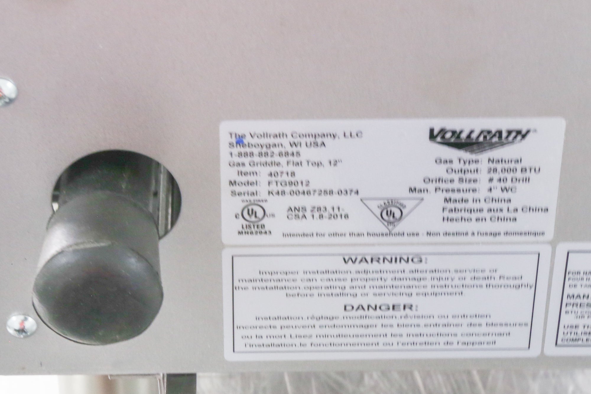 Vollrath 40718 Cayenne 12" Manual Countertop Gas Griddle (Scratch & Dent)