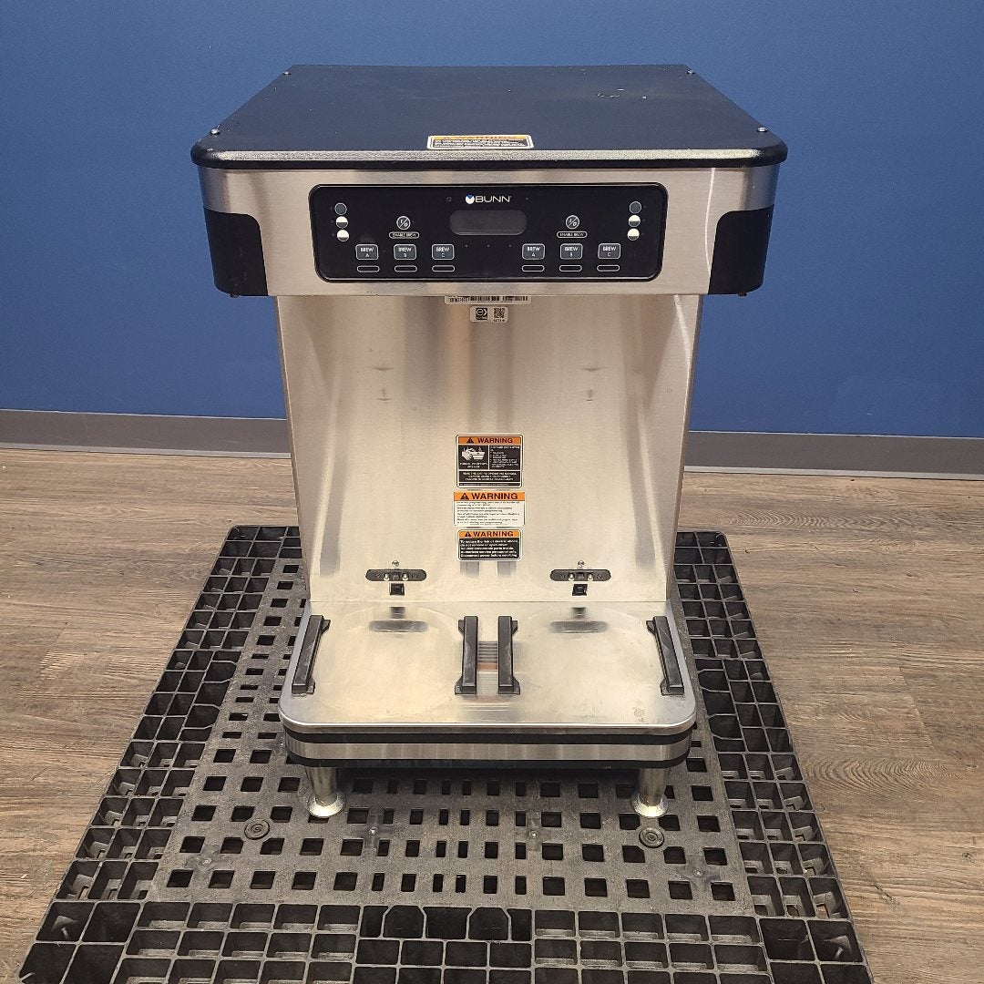 Used Bunn 51200.0104 Automatic Twin Coffee Brewer | Stock No. 1036427