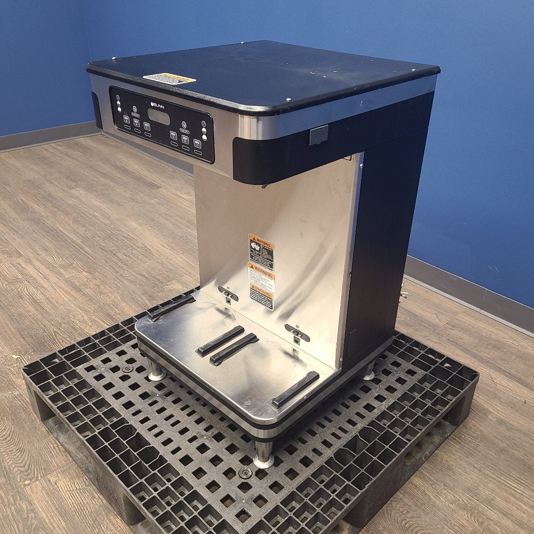 Used Bunn 51200.0104 Automatic Twin Coffee Brewer | Stock No. 1036427