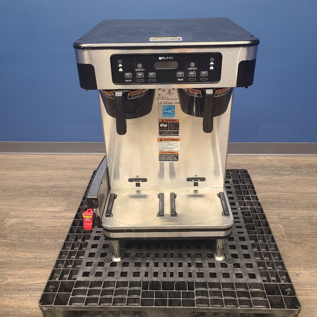 Used Bunn 51200.0104 Automatic Twin Coffee Brewer | Stock No. 1036428