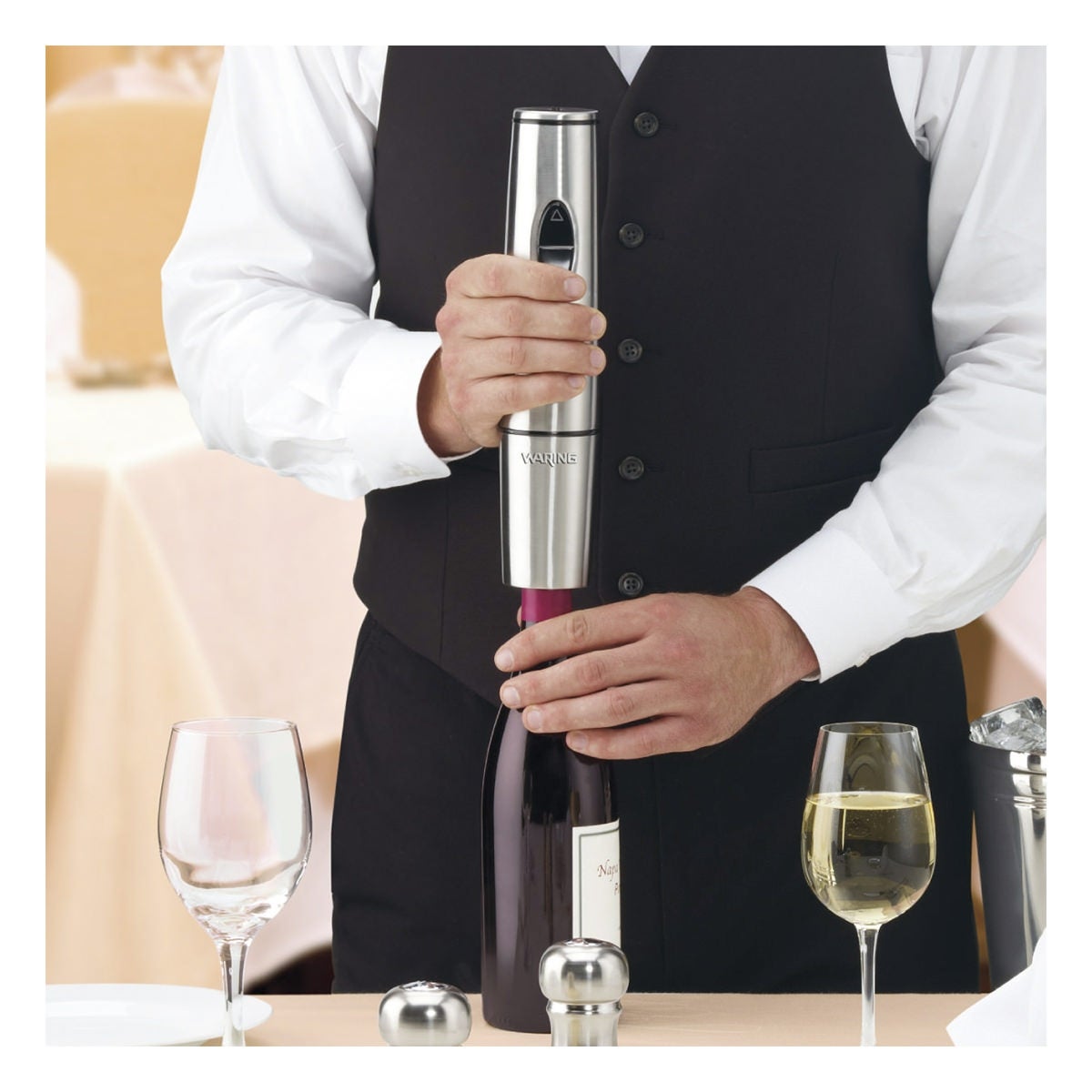Waring WWO120 Portable Electric Wine Bottle Opener